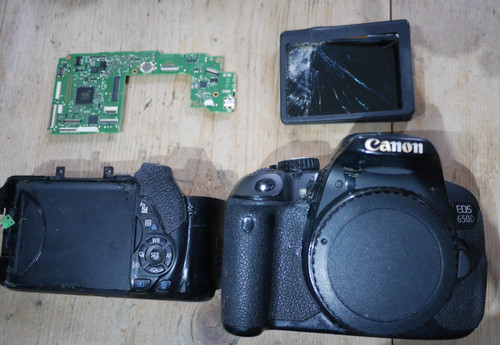 Canon eos 650d disassembled - canon,