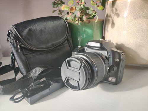Cannon eos 1000d digital slr - cannon,